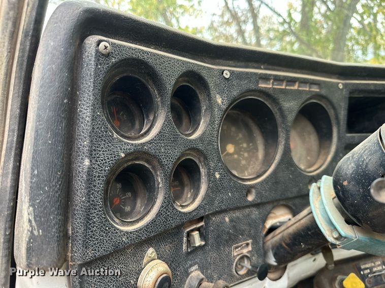 image for item NO9344 1974 Chevrolet C65  dump truck