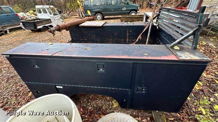 image for item NO9346 Flatbed