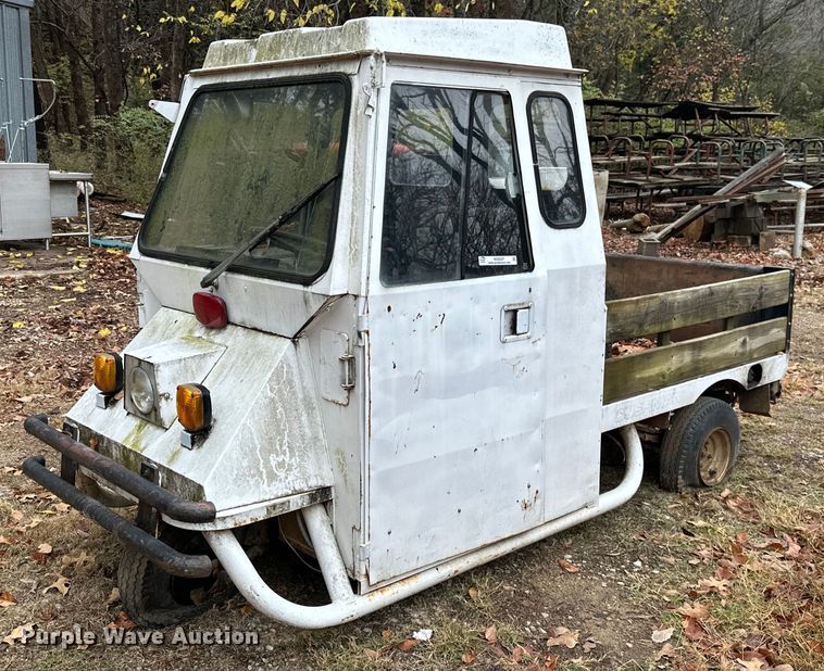 image for item NO9347 Cushman utility vehicle