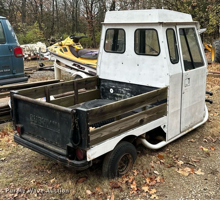 image for item NO9347 Cushman utility vehicle
