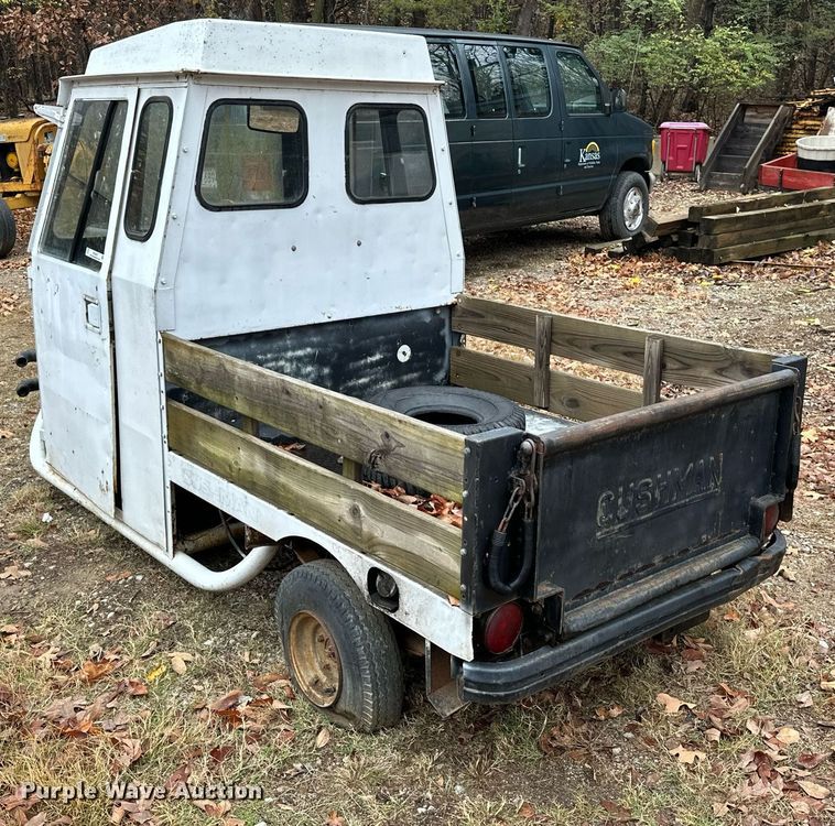 image for item NO9347 Cushman utility vehicle