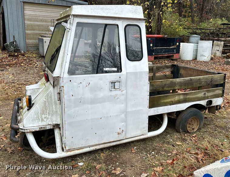 image for item NO9347 Cushman utility vehicle