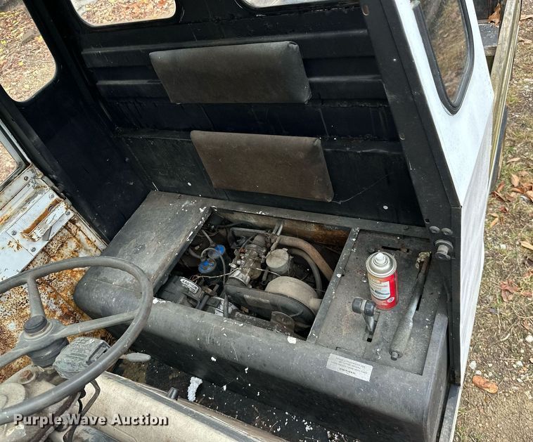 image for item NO9347 Cushman utility vehicle