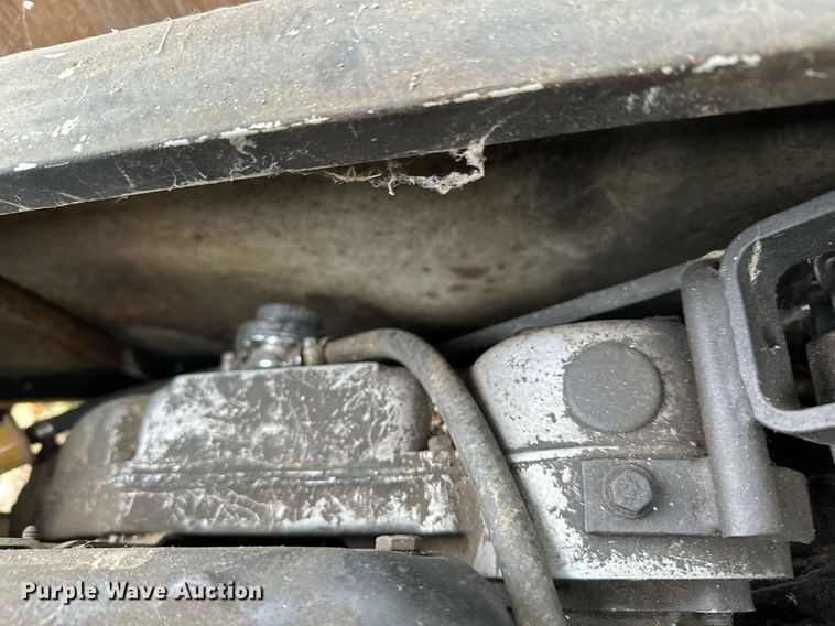 image for item NO9347 Cushman utility vehicle