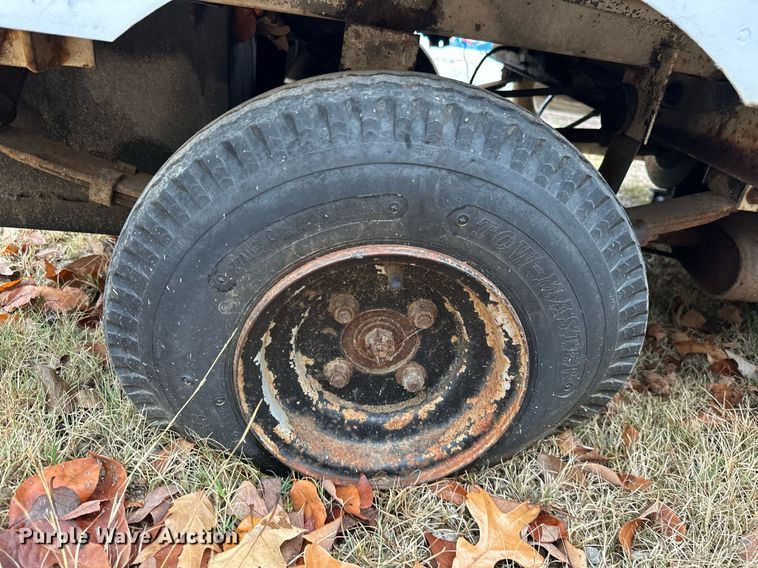 image for item NO9347 Cushman utility vehicle