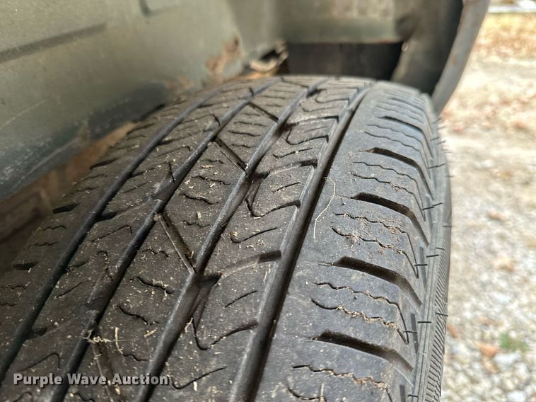 image for item NO9348 1996 Ford Club Wagon  van