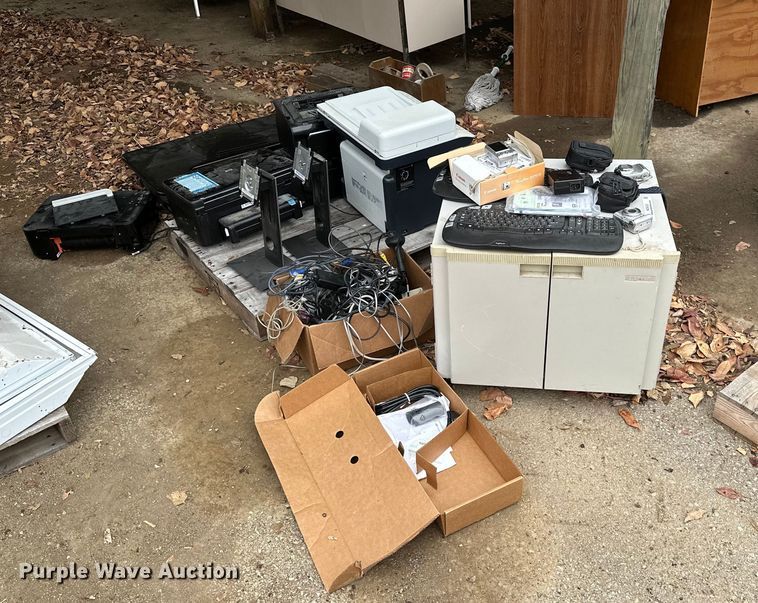 image for item NO9353 Electronics