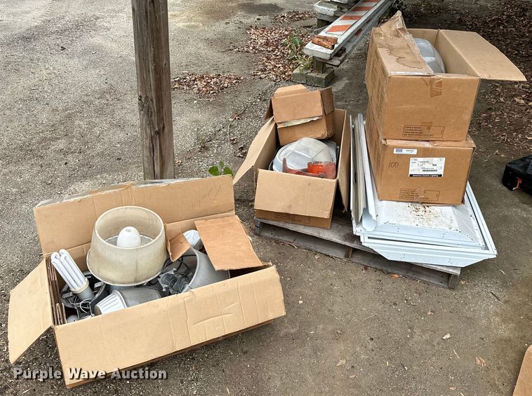 image for item NO9354 Street lights