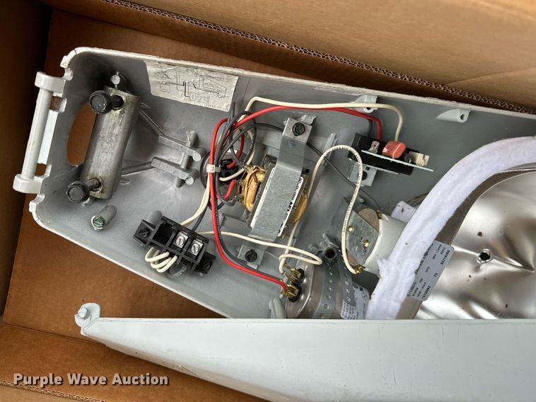 image for item NO9354 Street lights