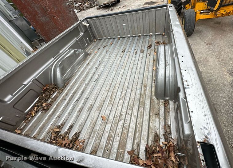 image for item NO9356 2002 Chevrolet Silverado 1500  Ext. Cab pickup truck