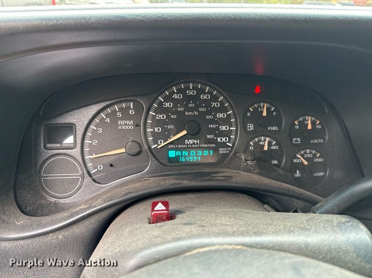 image for item NO9356 2002 Chevrolet Silverado 1500  Ext. Cab pickup truck