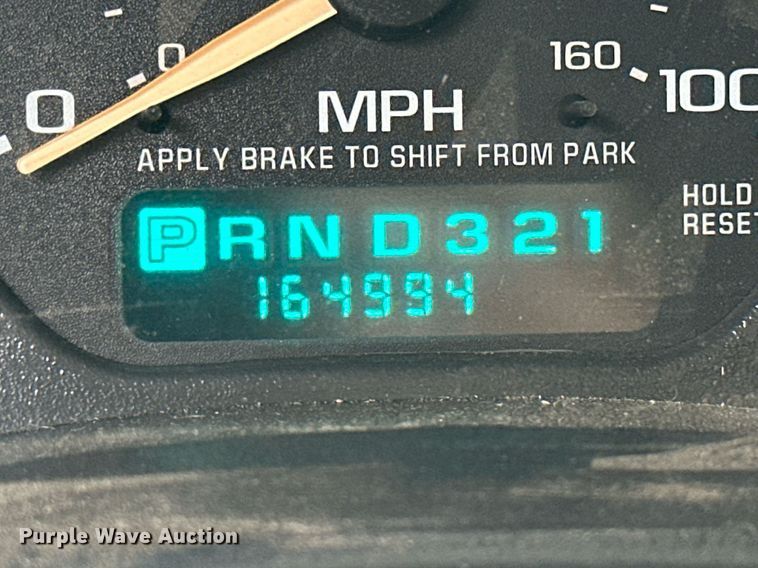 image for item NO9356 2002 Chevrolet Silverado 1500  Ext. Cab pickup truck