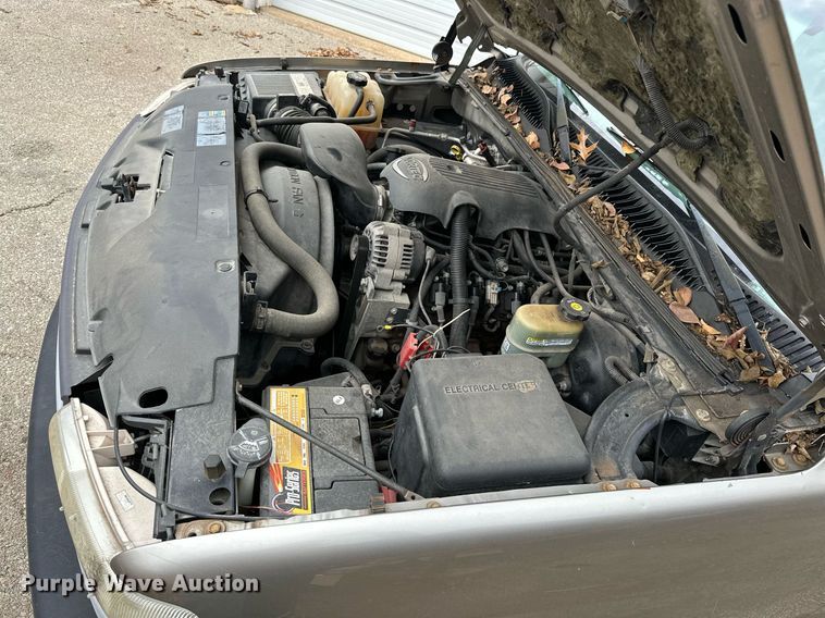 image for item NO9356 2002 Chevrolet Silverado 1500  Ext. Cab pickup truck