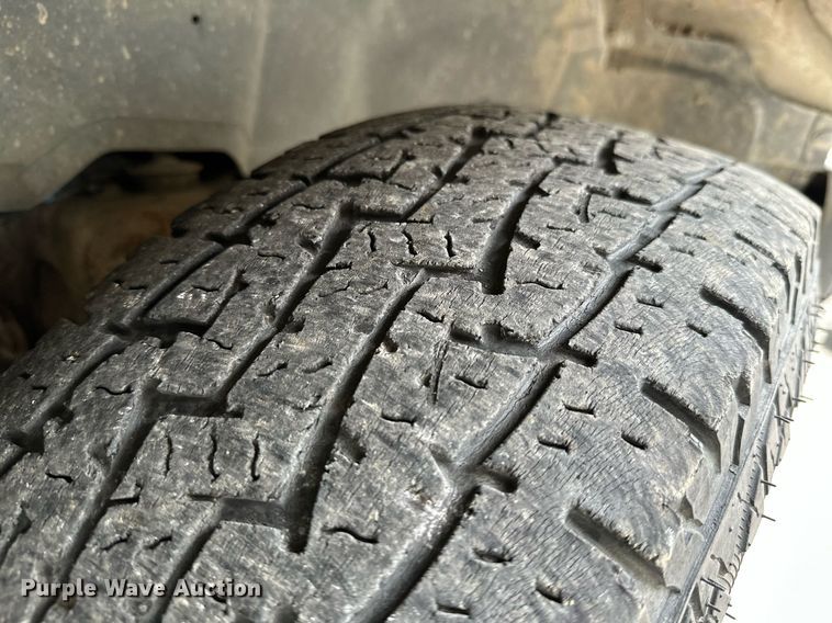 image for item NO9356 2002 Chevrolet Silverado 1500  Ext. Cab pickup truck