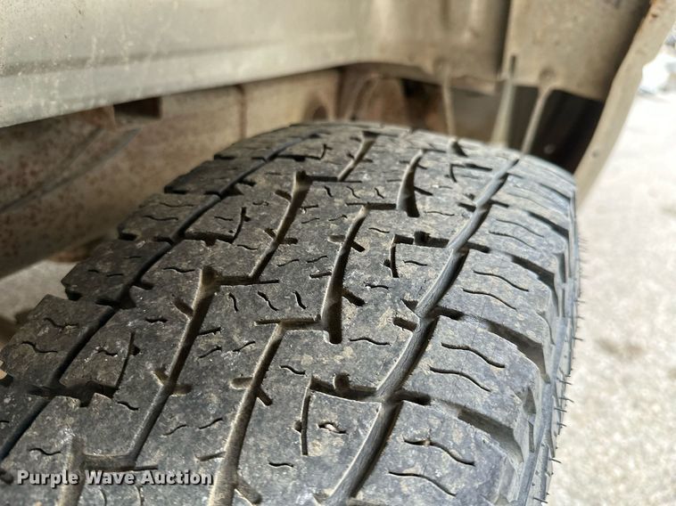 image for item NO9356 2002 Chevrolet Silverado 1500  Ext. Cab pickup truck