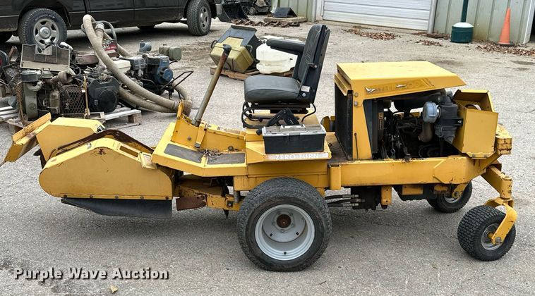 image for item NO9358 Hustler 9260  stump grinder