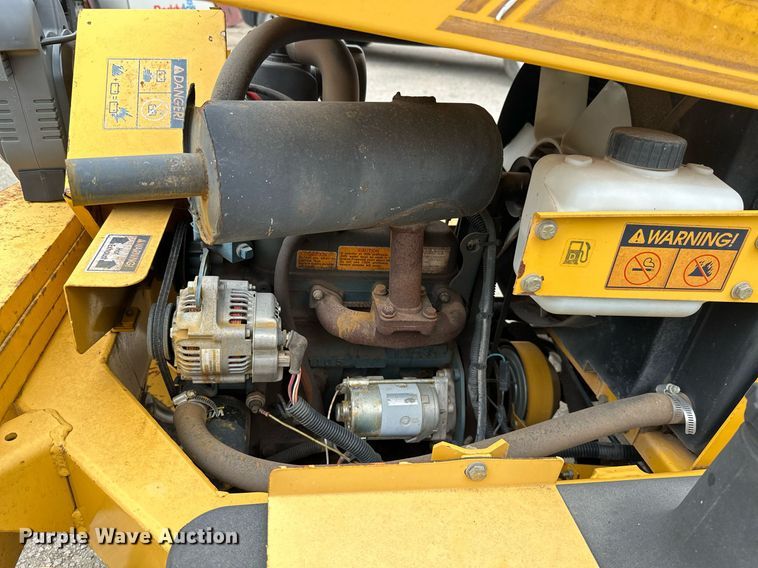 image for item NO9358 Hustler 9260  stump grinder