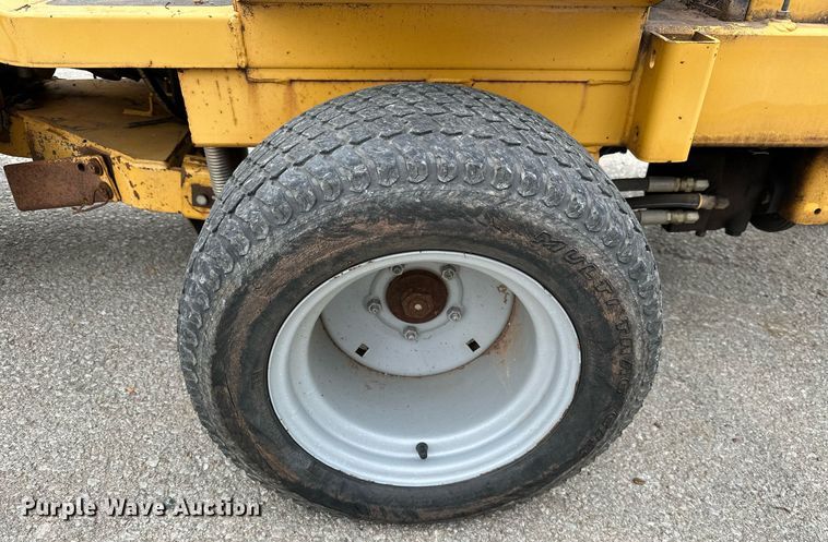 image for item NO9358 Hustler 9260  stump grinder