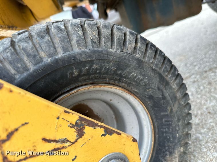 image for item NO9358 Hustler 9260  stump grinder