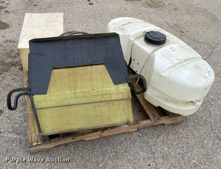 image for item NO9360 (3) poly tanks