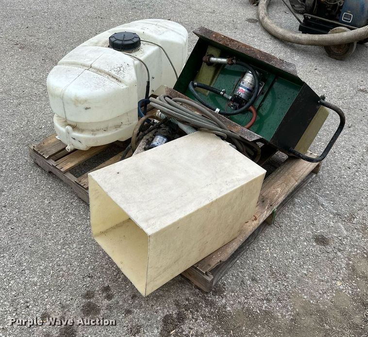 image for item NO9360 (3) poly tanks