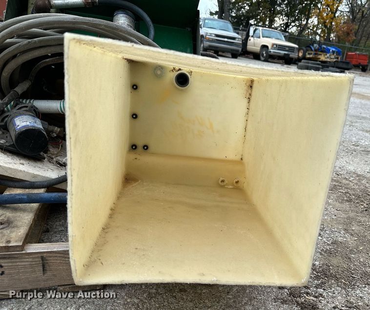 image for item NO9360 (3) poly tanks