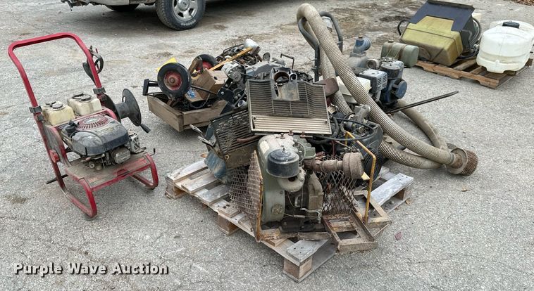 image for item NO9361 (5) single cylinder gas engines