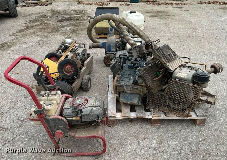 image for item NO9361 (5) single cylinder gas engines