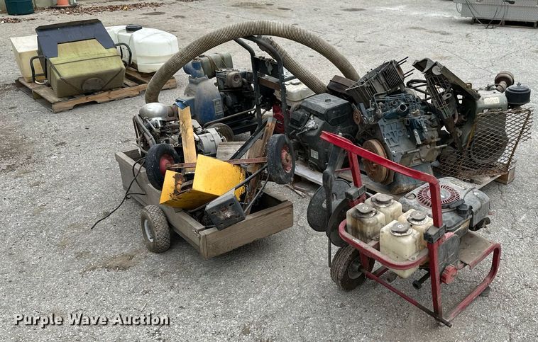 image for item NO9361 (5) single cylinder gas engines