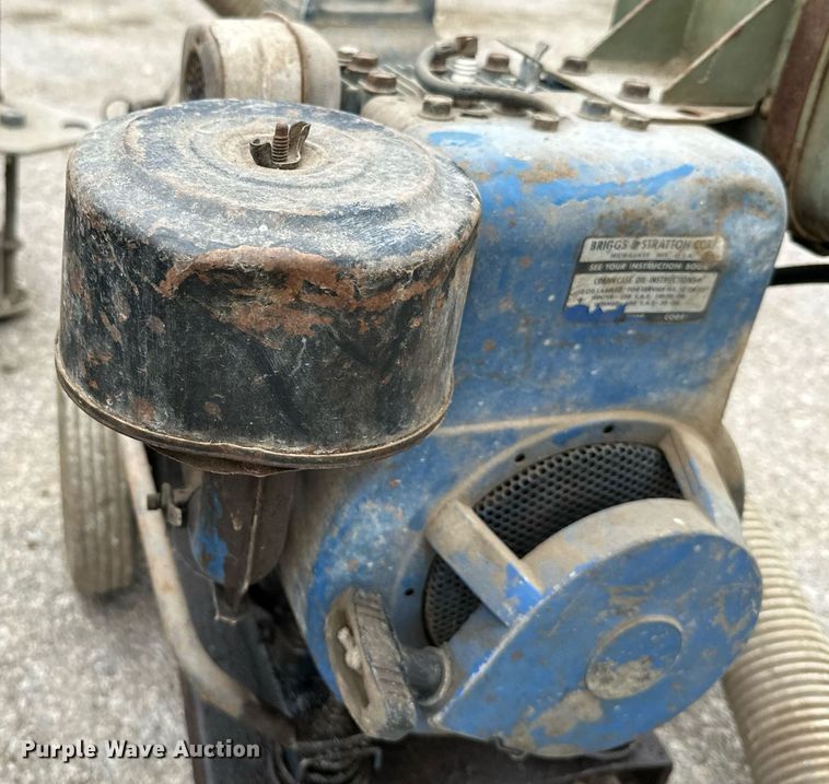 image for item NO9361 (5) single cylinder gas engines