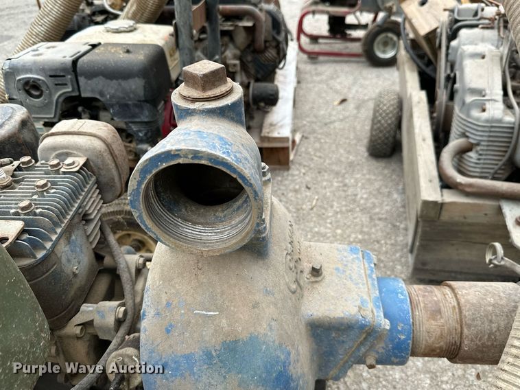 image for item NO9361 (5) single cylinder gas engines