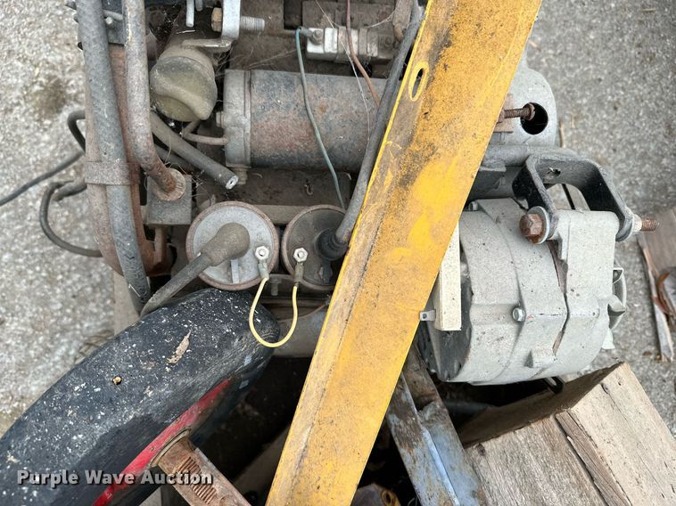 image for item NO9361 (5) single cylinder gas engines