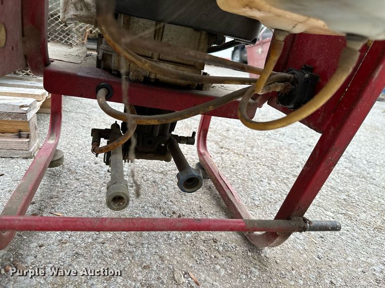 image for item NO9361 (5) single cylinder gas engines