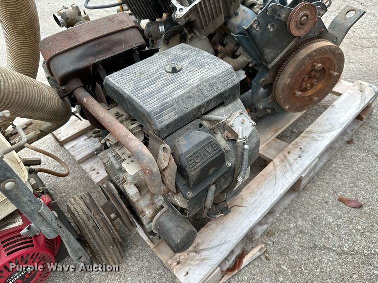 image for item NO9361 (5) single cylinder gas engines