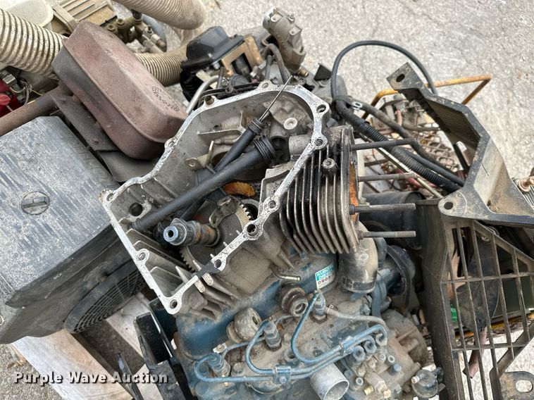 image for item NO9361 (5) single cylinder gas engines