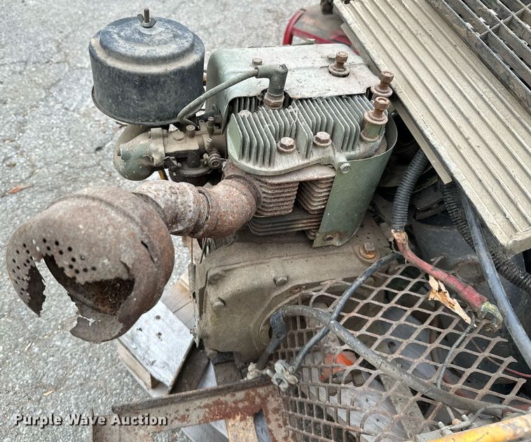 image for item NO9361 (5) single cylinder gas engines