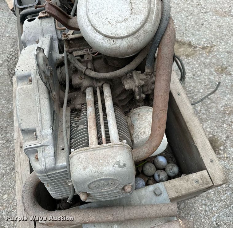 image for item NO9361 (5) single cylinder gas engines