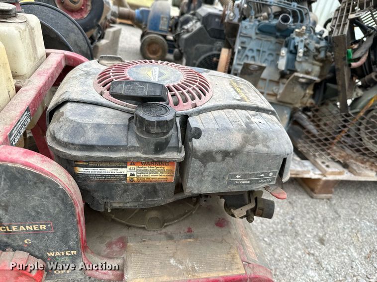 image for item NO9361 (5) single cylinder gas engines