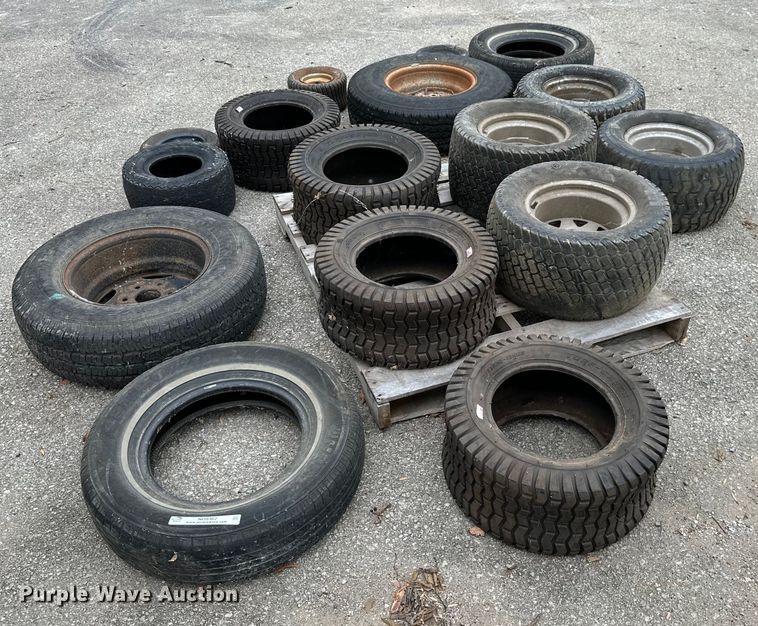 image for item NO9362 Tires and wheels