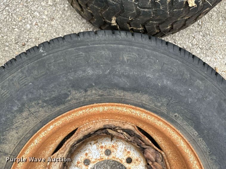 image for item NO9362 Tires and wheels