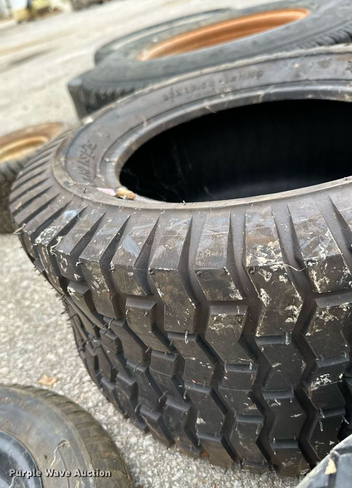 image for item NO9362 Tires and wheels