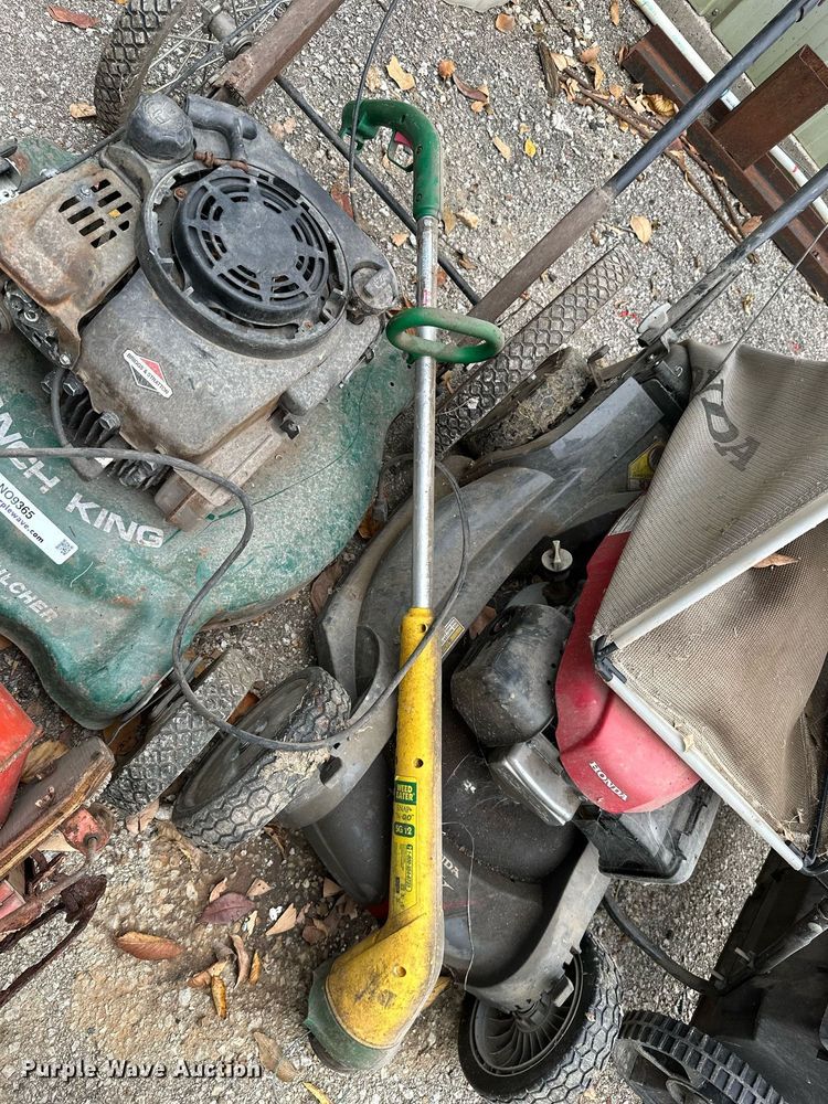 image for item NO9365 Lawn equipment