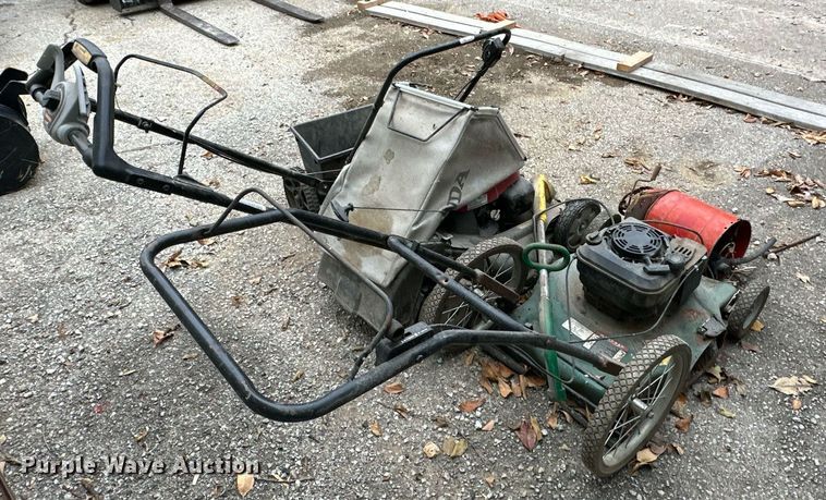 image for item NO9365 Lawn equipment