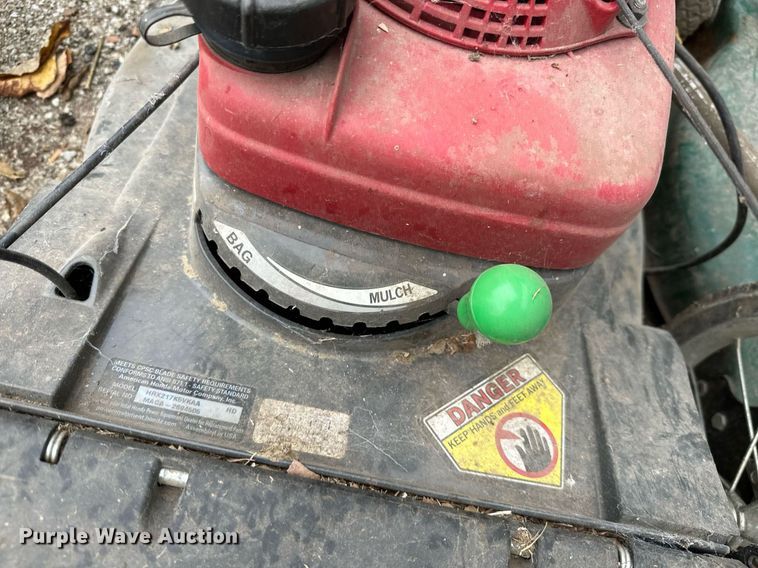 image for item NO9365 Lawn equipment