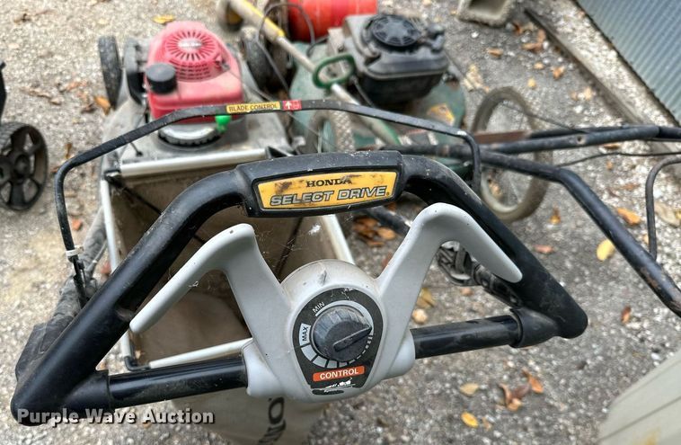 image for item NO9365 Lawn equipment