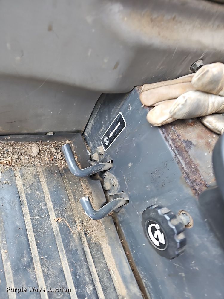 image for item NP9138 Kubota M105S MFWD tractor