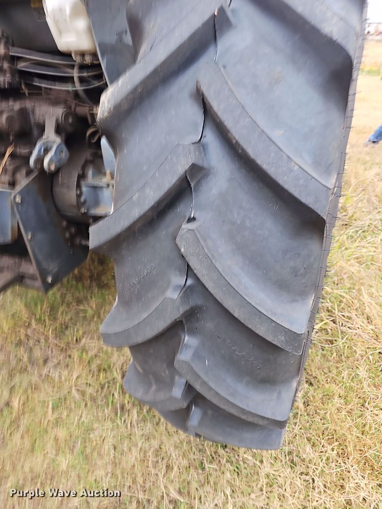 image for item NP9139 Kubota M105S MFWD tractor