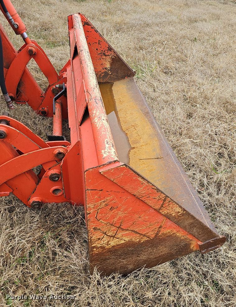 image for item NP9140 Kubota M105S MFWD tractor