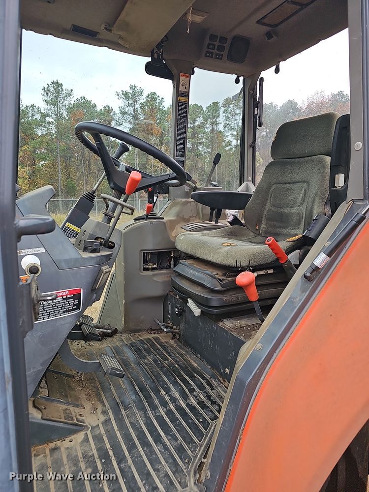 image for item NP9140 Kubota M105S MFWD tractor