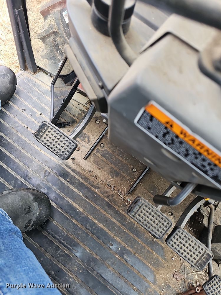 image for item NP9140 Kubota M105S MFWD tractor